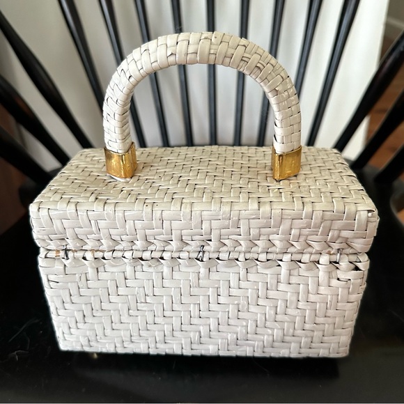 Rare 1960s Koret Italian Wicker Box Purse-White Top Handle Handbag Aqua Interior - Picture 3 of 9